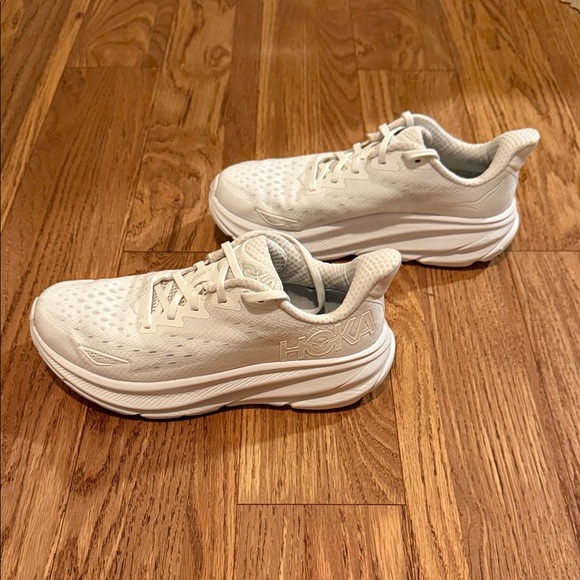 Hoka White Athletic Shoes - Picture 3 of 10